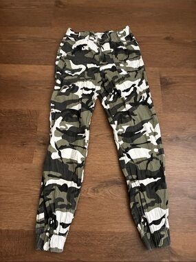 Almost Famous Kids Camo Joggers - Olive Green, Black & White